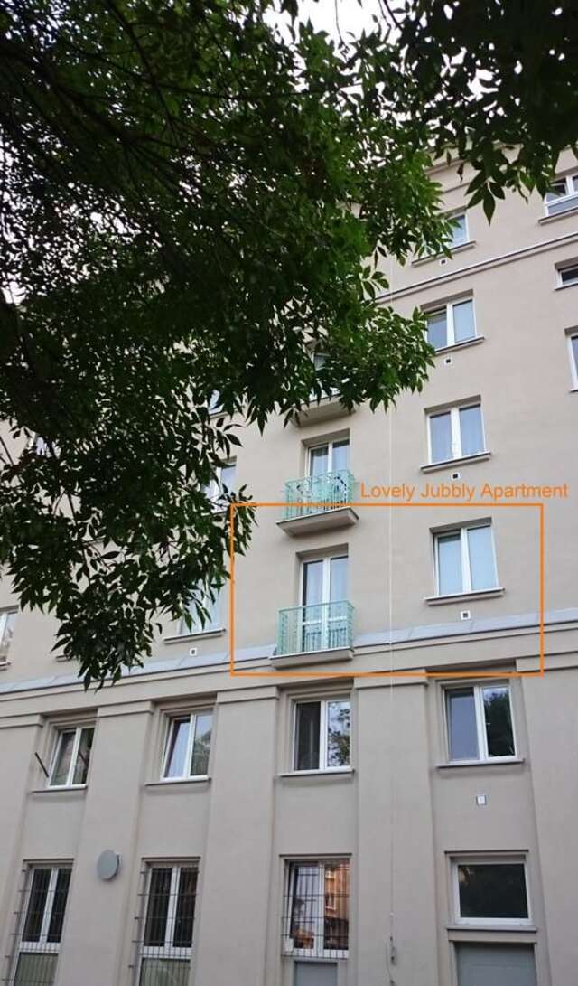 Апартаменты Lovely Jubbly Apartment Краков-24